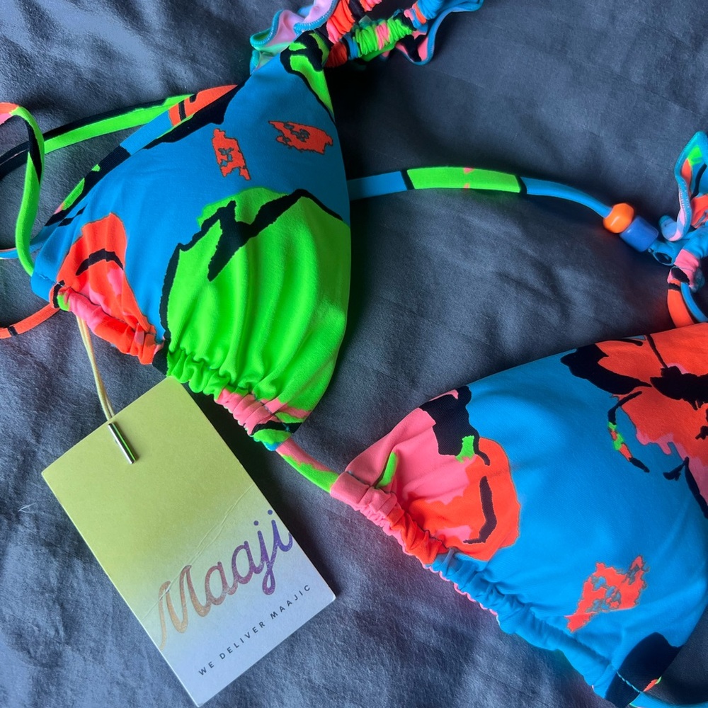 NWT Maaji Bikini Top
